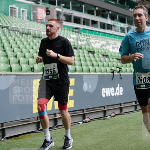 05.10.2025 - 20. swb-Marathon Bremen Michael Burmester http://msf.ph/oto/9328470 05.10.2025 12:53:20 Laufen im Stadion 248, 550, 590, 832, 869, 1009, 1164, 1367, 1431, 1538, 1600, 1656, 1667, 1868, 2030, 2050, 2072, 2075, 2288, 3363, 3553, 4132, 4218, 4294, 4573, 4729, 4746, 4935, 5169, 5425, 5571, 5579, 5866, 5944, 6492, 6677, 6806, 7255, 7408, 7617, 7905, 8238, 8297, 8349, 8431, 8462, 8499, 8709, 615, 793, 1298, 1552, 4362, 4805, 4914, 5447, 5459, 5561, 6630, 7277, 7416, 7634, 7773, 7975, 8349, 8580, 8921, 10338 meine-sportfotos.de