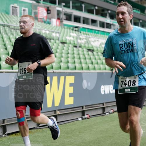 05.10.2025 - 20. swb-Marathon Bremen Michael Burmester http://msf.ph/oto/9328477 05.10.2025 12:53:21 Laufen im Stadion 248, 550, 590, 832, 869, 1009, 1164, 1367, 1431, 1538, 1600, 1656, 1667, 1868, 2030, 2050, 2072, 2075, 2250, 2288, 3363, 3553, 4132, 4218, 4294, 4573, 4729, 4746, 4935, 5169, 5425, 5571, 5579, 5866, 5944, 6492, 6677, 6806, 7255, 7408, 7617, 7905, 8238, 8297, 8431, 8462, 8499, 8709, 615, 793, 1298, 4362, 4805, 4914, 5447, 5561, 6630, 7277, 7416, 7634, 7773, 7975, 8349, 8580, 8921, 10338 meine-sportfotos.de