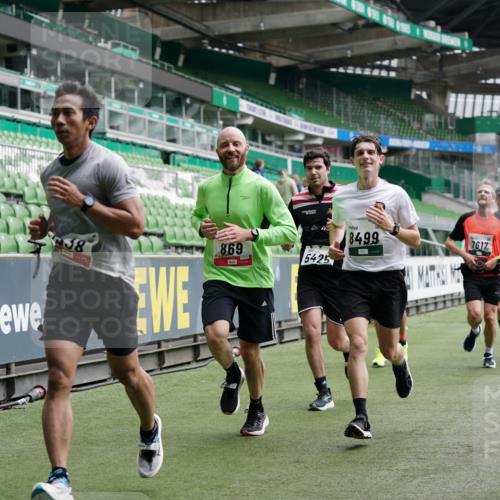 05.10.2025 - 20. swb-Marathon Bremen Michael Burmester http://msf.ph/oto/9328498 05.10.2025 12:53:23 Laufen im Stadion 248, 550, 590, 832, 869, 1009, 1164, 1367, 1431, 1538, 1600, 1656, 1667, 1868, 2030, 2050, 2072, 2075, 2250, 2288, 3363, 3553, 4132, 4218, 4294, 4573, 4729, 4746, 4935, 5169, 5425, 5571, 5579, 5866, 5944, 6492, 6806, 7255, 7408, 7617, 7905, 8238, 8297, 8431, 8462, 8499, 8709, 615, 793, 1298, 1431, 4362, 4805, 4914, 5447, 5561, 6630, 6677, 7277, 7416, 7634, 7773, 7975, 8349, 8580, 8921, 10338 meine-sportfotos.de