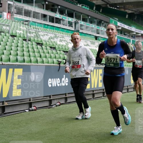 05.10.2025 - 20. swb-Marathon Bremen Michael Burmester http://msf.ph/oto/9328592 05.10.2025 12:53:31 Laufen im Stadion 89, 248, 368, 458, 496, 832, 869, 1009, 1020, 1164, 1367, 1428, 1489, 1538, 1656, 1667, 1868, 1943, 2030, 2050, 2072, 2075, 2250, 2288, 2871, 3363, 3553, 4132, 4294, 4573, 4729, 5169, 5425, 5571, 5579, 5866, 5944, 6348, 6492, 6806, 7255, 7408, 7617, 7835, 7905, 8238, 8462, 8499, 8709, 550, 590, 615, 793, 1298, 1431, 1600, 4218, 4746, 4805, 4914, 4935, 5447, 6630, 6677, 7277, 7416, 7773, 7975, 8297, 8349, 8431, 8921, 10338 meine-sportfotos.de