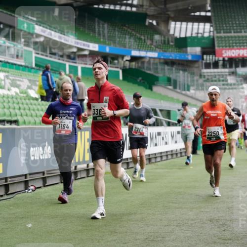 05.10.2025 - 20. swb-Marathon Bremen Michael Burmester http://msf.ph/oto/9328631 05.10.2025 12:53:36 Laufen im Stadion 89, 248, 250, 368, 458, 496, 832, 869, 1009, 1020, 1164, 1428, 1460, 1489, 1538, 1608, 1656, 1667, 1736, 1868, 1943, 2030, 2050, 2075, 2250, 2288, 2871, 3363, 3553, 4132, 4294, 4611, 4729, 5024, 5169, 5425, 5571, 5576, 5579, 5944, 6348, 6359, 6492, 6806, 7255, 7408, 7617, 7835, 7905, 8238, 8462, 8499, 8511, 8611, 8709, 550, 590, 793, 1367, 1431, 1600, 2072, 4218, 4573, 4746, 4805, 4935, 5447, 5866, 6677, 7277, 7416, 7773, 7975, 8297, 8349, 8431, 10338 meine-sportfotos.de