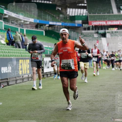 05.10.2025 - 20. swb-Marathon Bremen Michael Burmester http://msf.ph/oto/9328650 05.10.2025 12:53:38 Laufen im Stadion 89, 248, 250, 368, 458, 496, 507, 832, 869, 1009, 1020, 1164, 1428, 1460, 1489, 1538, 1608, 1656, 1667, 1690, 1736, 1868, 1943, 2030, 2050, 2075, 2250, 2288, 2871, 3363, 3553, 3913, 4132, 4294, 4611, 4729, 5024, 5169, 5425, 5571, 5576, 5579, 5944, 6244, 6348, 6359, 6492, 6806, 7255, 7408, 7617, 7835, 7905, 8238, 8462, 8499, 8511, 8611, 8709, 550, 590, 832, 1367, 1431, 1600, 2072, 4218, 4573, 4746, 4805, 4935, 5866, 6677, 7975, 8297, 8349, 8431 meine-sportfotos.de