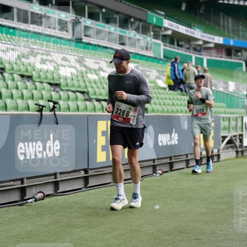05.10.2025 - 20. swb-Marathon Bremen Michael Burmester http://msf.ph/oto/9328664 05.10.2025 12:53:40 Laufen im Stadion 89, 248, 250, 368, 458, 496, 507, 869, 950, 1009, 1020, 1164, 1428, 1460, 1489, 1538, 1608, 1656, 1667, 1690, 1736, 1868, 1943, 2030, 2050, 2075, 2250, 2288, 2871, 3363, 3553, 3913, 4132, 4294, 4611, 4729, 5024, 5425, 5571, 5576, 5579, 5944, 6244, 6348, 6359, 6492, 6806, 7255, 7408, 7617, 7835, 7905, 8238, 8462, 8499, 8511, 8611, 8709, 550, 590, 832, 1367, 1431, 1600, 2072, 4218, 4573, 4746, 4935, 5169, 5866, 6677, 8297, 8349, 8431 meine-sportfotos.de