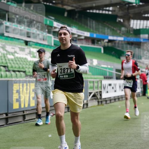 05.10.2025 - 20. swb-Marathon Bremen Michael Burmester http://msf.ph/oto/9328684 05.10.2025 12:53:42 Laufen im Stadion 89, 248, 250, 368, 458, 496, 507, 869, 950, 1009, 1020, 1164, 1428, 1460, 1489, 1538, 1608, 1656, 1667, 1690, 1729, 1736, 1868, 1943, 2030, 2050, 2250, 2288, 2871, 3363, 3553, 3913, 4294, 4611, 4729, 5024, 5425, 5571, 5576, 5579, 5944, 6244, 6348, 6359, 6492, 6806, 7255, 7408, 7617, 7835, 7905, 8238, 8462, 8499, 8511, 8611, 8709, 550, 590, 832, 1367, 1431, 1600, 2072, 2075, 4132, 4218, 4573, 4746, 4935, 5169, 5866, 6677, 8297, 8431 meine-sportfotos.de
