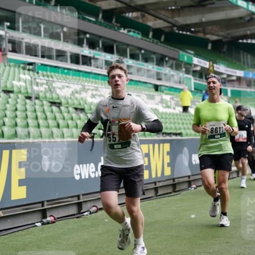 05.10.2025 - 20. swb-Marathon Bremen Michael Burmester http://msf.ph/oto/9328715 05.10.2025 12:53:47 Laufen im Stadion 89, 248, 250, 368, 458, 496, 507, 869, 950, 1009, 1020, 1164, 1165, 1428, 1460, 1489, 1538, 1608, 1656, 1667, 1690, 1729, 1736, 1868, 1873, 1943, 2030, 2050, 2250, 2288, 2871, 3363, 3553, 3913, 4294, 4611, 4729, 5024, 5425, 5571, 5576, 5579, 5944, 6244, 6348, 6359, 6492, 6806, 7255, 7408, 7617, 7835, 7905, 8238, 8499, 8511, 8611, 8709, 832, 1367, 1600, 2072, 2075, 4132, 4218, 4573, 4746, 5169, 5866, 8297, 8431, 8462 meine-sportfotos.de