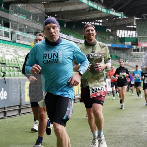 05.10.2025 - 20. swb-Marathon Bremen Michael Burmester http://msf.ph/oto/9328729 05.10.2025 12:57:51 Laufen im Stadion 237, 305, 415, 613, 820, 833, 846, 1317, 1382, 1491, 2158, 2166, 2234, 2240, 2304, 2522, 2648, 2662, 2893, 3396, 3591, 3798, 3813, 3969, 3977, 4089, 4102, 4287, 4389, 4401, 4446, 4496, 4747, 4821, 5100, 5149, 5163, 5313, 5503, 5562, 5645, 5664, 5728, 6161, 6267, 6317, 6326, 6372, 6486, 6525, 6534, 6535, 6768, 6999, 7053, 7371, 7588, 7731, 7911, 7940, 8023, 8091, 8113, 8128, 8576, 8801, 8827, 8903, 8964, 8993, 9151, 9983, 11658, 31, 246, 299, 305, 479, 1595, 1627 meine-sportfotos.de