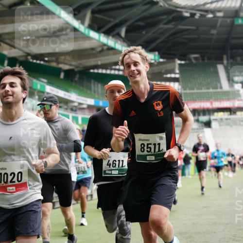 05.10.2025 - 20. swb-Marathon Bremen Michael Burmester http://msf.ph/oto/9328758 05.10.2025 12:53:51 Laufen im Stadion 89, 250, 368, 458, 496, 507, 756, 869, 950, 1009, 1020, 1164, 1165, 1428, 1460, 1489, 1517, 1538, 1608, 1656, 1690, 1729, 1736, 1868, 1873, 1943, 2030, 2050, 2250, 2288, 2871, 3363, 3553, 3913, 4294, 4611, 5024, 5425, 5571, 5576, 5944, 6244, 6348, 6359, 6806, 7232, 7255, 7408, 7617, 7835, 7905, 8238, 8499, 8511, 8611, 8709, 248, 832, 1367, 1667, 2072, 2075, 4132, 4573, 4729, 5169, 5579, 5866, 6492, 8462 meine-sportfotos.de