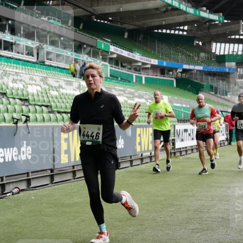 05.10.2025 - 20. swb-Marathon Bremen Michael Burmester http://msf.ph/oto/9328918 05.10.2025 12:58:07 Laufen im Stadion 90, 415, 846, 963, 1317, 1491, 1716, 2158, 2234, 2240, 2304, 2648, 2662, 2734, 2821, 2893, 3373, 3396, 3573, 3602, 3798, 3969, 3977, 4089, 4102, 4287, 4389, 4401, 4446, 4709, 4747, 5100, 5149, 5163, 5214, 5313, 5562, 5645, 5728, 5917, 6161, 6317, 6326, 6372, 6525, 6534, 6535, 6675, 6676, 6944, 6999, 7038, 7053, 7588, 7731, 7813, 7911, 7940, 7976, 8091, 8113, 8128, 8328, 8379, 8576, 8801, 8827, 8993, 9112, 9151, 9983, 11658, 237, 246, 305, 613, 820, 833, 1317, 1382, 2522, 3591 meine-sportfotos.de