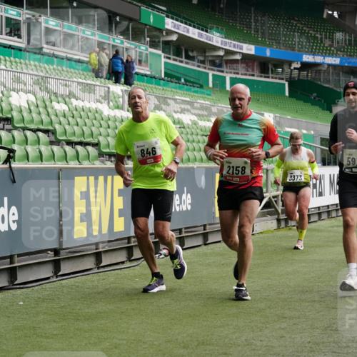 05.10.2025 - 20. swb-Marathon Bremen Michael Burmester http://msf.ph/oto/9328932 05.10.2025 12:58:08 Laufen im Stadion 90, 415, 846, 963, 1491, 1716, 2158, 2234, 2240, 2304, 2648, 2662, 2734, 2821, 2893, 3373, 3396, 3573, 3602, 3798, 3969, 3977, 4089, 4102, 4287, 4389, 4401, 4446, 4709, 4747, 5100, 5149, 5163, 5214, 5313, 5562, 5645, 5728, 5917, 6161, 6317, 6326, 6372, 6525, 6534, 6535, 6675, 6676, 6944, 6999, 7038, 7053, 7588, 7731, 7813, 7911, 7976, 8091, 8113, 8128, 8328, 8379, 8576, 8801, 8827, 8993, 9112, 9151, 9983, 11658, 237, 246, 305, 613, 820, 833, 1317, 1382, 2522, 3396, 3591 meine-sportfotos.de