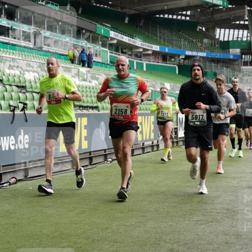 05.10.2025 - 20. swb-Marathon Bremen Michael Burmester http://msf.ph/oto/9328941 05.10.2025 12:58:09 Laufen im Stadion 90, 415, 846, 963, 1491, 1716, 2158, 2234, 2240, 2304, 2648, 2662, 2734, 2821, 2893, 3373, 3573, 3602, 3798, 3969, 3977, 4089, 4102, 4287, 4389, 4401, 4446, 4709, 4747, 5100, 5149, 5163, 5214, 5313, 5562, 5645, 5728, 5917, 6161, 6317, 6326, 6372, 6525, 6534, 6535, 6675, 6676, 6944, 6999, 7038, 7053, 7588, 7731, 7813, 7911, 7976, 8091, 8113, 8128, 8328, 8379, 8576, 8801, 8827, 8972, 8993, 9112, 9151, 9983, 11658, 237, 246, 305, 613, 820, 833, 1317, 1382, 2522, 3396, 3591 meine-sportfotos.de