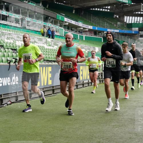05.10.2025 - 20. swb-Marathon Bremen Michael Burmester http://msf.ph/oto/9328945 05.10.2025 12:58:09 Laufen im Stadion 90, 415, 846, 963, 1491, 1716, 2158, 2234, 2240, 2304, 2648, 2662, 2734, 2821, 2893, 3373, 3573, 3602, 3798, 3969, 3977, 4089, 4102, 4287, 4389, 4401, 4446, 4709, 4747, 5100, 5149, 5163, 5214, 5313, 5562, 5645, 5728, 5917, 6161, 6317, 6326, 6372, 6525, 6534, 6535, 6675, 6676, 6944, 6999, 7038, 7053, 7588, 7731, 7813, 7911, 7976, 8091, 8113, 8128, 8328, 8379, 8576, 8801, 8827, 8972, 8993, 9112, 9151, 9983, 11658, 237, 246, 305, 613, 820, 833, 1317, 1382, 2522, 3396, 3591 meine-sportfotos.de