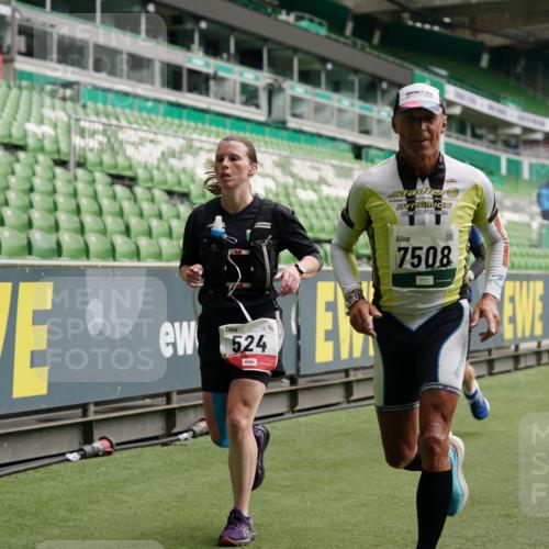 05.10.2025 - 20. swb-Marathon Bremen Michael Burmester http://msf.ph/oto/9328954 05.10.2025 12:54:11 Laufen im Stadion 53, 89, 132, 250, 289, 368, 458, 496, 504, 507, 524, 756, 950, 1009, 1020, 1164, 1165, 1428, 1460, 1489, 1517, 1543, 1608, 1656, 1690, 1729, 1736, 1873, 1896, 1943, 1976, 2030, 2050, 2250, 2288, 2573, 2841, 2871, 3193, 3212, 3363, 3436, 3703, 3913, 4294, 4595, 4611, 4949, 5022, 5024, 5206, 5571, 5576, 5666, 5978, 6244, 6348, 6359, 6583, 6853, 7232, 7279, 7494, 7508, 7617, 7835, 8499, 8511, 8611, 8737, 869, 1538, 3553, 7255, 7408, 8238, 8709 meine-sportfotos.de