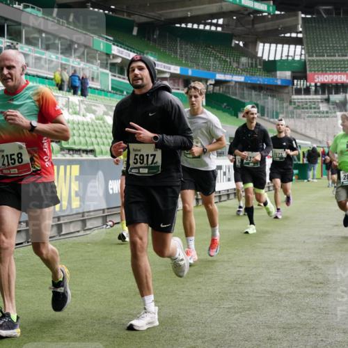 05.10.2025 - 20. swb-Marathon Bremen Michael Burmester http://msf.ph/oto/9328962 05.10.2025 12:58:10 Laufen im Stadion 90, 415, 846, 963, 1491, 1716, 2158, 2234, 2240, 2304, 2648, 2662, 2734, 2821, 2893, 3373, 3573, 3602, 3798, 3977, 4089, 4102, 4287, 4389, 4401, 4446, 4709, 4747, 5100, 5149, 5163, 5214, 5313, 5562, 5645, 5728, 5917, 6161, 6317, 6326, 6372, 6525, 6534, 6535, 6675, 6676, 6944, 6999, 7038, 7053, 7588, 7731, 7813, 7911, 7976, 8091, 8113, 8128, 8328, 8379, 8576, 8801, 8827, 8972, 8993, 9112, 9151, 9983, 11658, 237, 246, 305, 613, 820, 833, 1317, 1382, 2522, 3396, 3591 meine-sportfotos.de