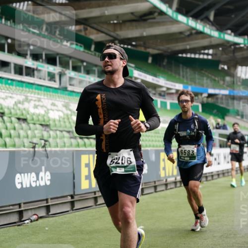 05.10.2025 - 20. swb-Marathon Bremen Michael Burmester http://msf.ph/oto/9329017 05.10.2025 12:54:17 Laufen im Stadion 53, 89, 132, 250, 289, 368, 458, 496, 504, 507, 524, 756, 950, 1009, 1020, 1165, 1308, 1428, 1460, 1489, 1517, 1543, 1608, 1690, 1729, 1736, 1873, 1896, 1897, 1943, 1976, 2024, 2250, 2274, 2573, 2841, 2871, 3193, 3212, 3224, 3359, 3363, 3436, 3703, 3913, 4595, 4611, 4837, 4949, 4958, 5022, 5024, 5206, 5576, 5666, 5978, 6244, 6348, 6359, 6583, 6683, 6853, 7232, 7279, 7494, 7508, 7814, 7835, 7986, 8511, 8611, 8653, 8737, 869, 1538, 3553, 7255, 7408, 8709 meine-sportfotos.de