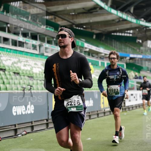 05.10.2025 - 20. swb-Marathon Bremen Michael Burmester http://msf.ph/oto/9329020 05.10.2025 12:54:17 Laufen im Stadion 53, 89, 132, 250, 289, 368, 458, 496, 504, 507, 524, 756, 950, 1009, 1020, 1165, 1308, 1428, 1460, 1489, 1517, 1543, 1608, 1690, 1729, 1736, 1873, 1896, 1897, 1943, 1976, 2024, 2250, 2274, 2573, 2841, 2871, 3193, 3212, 3224, 3359, 3363, 3436, 3703, 3913, 4595, 4611, 4837, 4949, 4958, 5022, 5024, 5206, 5576, 5666, 5978, 6244, 6348, 6359, 6583, 6683, 6853, 7232, 7279, 7494, 7508, 7814, 7835, 7986, 8511, 8611, 8653, 8737, 869, 1538, 3553, 7255, 7408, 8709 meine-sportfotos.de
