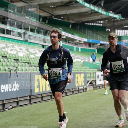 05.10.2025 - 20. swb-Marathon Bremen Michael Burmester http://msf.ph/oto/9329028 05.10.2025 12:54:18 Laufen im Stadion 53, 89, 132, 250, 289, 368, 458, 496, 504, 507, 524, 756, 950, 1009, 1020, 1165, 1308, 1428, 1460, 1489, 1517, 1543, 1608, 1690, 1729, 1736, 1873, 1896, 1897, 1943, 1976, 2024, 2250, 2274, 2573, 2841, 2871, 3193, 3212, 3224, 3359, 3436, 3703, 3913, 4595, 4611, 4837, 4949, 4958, 5022, 5024, 5206, 5576, 5666, 5978, 6244, 6348, 6359, 6583, 6683, 6853, 7232, 7279, 7494, 7508, 7814, 7835, 7986, 8511, 8611, 8653, 8737, 869, 1538, 3553, 7255, 7408, 8709 meine-sportfotos.de