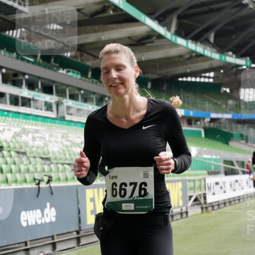 05.10.2025 - 20. swb-Marathon Bremen Michael Burmester http://msf.ph/oto/9329044 05.10.2025 12:58:16 Laufen im Stadion 90, 415, 726, 846, 963, 988, 1491, 1503, 1716, 2158, 2234, 2240, 2304, 2648, 2662, 2734, 2821, 2893, 2922, 3254, 3373, 3467, 3573, 3602, 3977, 4102, 4287, 4389, 4401, 4446, 4709, 4747, 5163, 5214, 5261, 5313, 5562, 5645, 5728, 5917, 6161, 6317, 6326, 6372, 6525, 6675, 6676, 6944, 6999, 7038, 7053, 7588, 7731, 7813, 7911, 7976, 8091, 8113, 8128, 8328, 8379, 8576, 8801, 8827, 8972, 8993, 9112, 9151, 11658, 237, 613, 820, 1317, 1491, 2522, 3396, 3591 meine-sportfotos.de