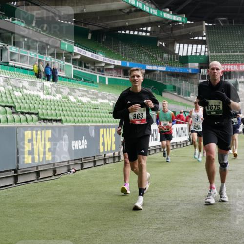 05.10.2025 - 20. swb-Marathon Bremen Michael Burmester http://msf.ph/oto/9329061 05.10.2025 12:58:18 Laufen im Stadion 90, 415, 726, 846, 963, 988, 1503, 1619, 1716, 2158, 2234, 2240, 2648, 2662, 2734, 2821, 2893, 2922, 3254, 3373, 3467, 3573, 3602, 3977, 4102, 4287, 4389, 4401, 4446, 4709, 4747, 5163, 5214, 5261, 5313, 5562, 5645, 5728, 5917, 6113, 6161, 6317, 6326, 6372, 6525, 6672, 6675, 6676, 6944, 6999, 7038, 7053, 7588, 7731, 7813, 7911, 7976, 8091, 8113, 8128, 8328, 8379, 8576, 8827, 8972, 8993, 9112, 9151, 11658, 237, 613, 820, 1317, 1491, 2304, 2522, 3396, 3591, 8128 meine-sportfotos.de