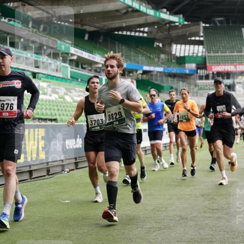05.10.2025 - 20. swb-Marathon Bremen Michael Burmester http://msf.ph/oto/9329074 05.10.2025 12:54:23 Laufen im Stadion 53, 89, 132, 250, 289, 368, 458, 496, 504, 507, 524, 756, 950, 1020, 1165, 1308, 1428, 1460, 1489, 1517, 1543, 1608, 1690, 1729, 1736, 1873, 1896, 1897, 1943, 1976, 2024, 2180, 2274, 2573, 2767, 2841, 2871, 3193, 3212, 3224, 3359, 3436, 3703, 3913, 4595, 4611, 4837, 4949, 4958, 5022, 5024, 5206, 5576, 5666, 5869, 5978, 6244, 6348, 6359, 6583, 6683, 6853, 7232, 7279, 7494, 7508, 7814, 7835, 7928, 7986, 8511, 8611, 8653, 8737, 869, 1538, 7255, 8709 meine-sportfotos.de