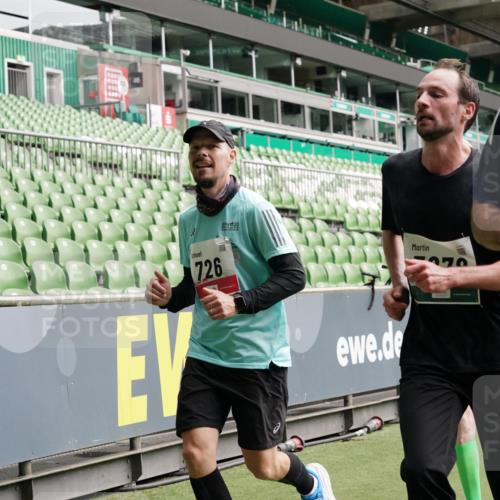 05.10.2025 - 20. swb-Marathon Bremen Michael Burmester http://msf.ph/oto/9329244 05.10.2025 12:58:36 Laufen im Stadion 90, 586, 726, 846, 963, 988, 1229, 1503, 1619, 1716, 2158, 2496, 2648, 2734, 2821, 2893, 2922, 3252, 3254, 3373, 3467, 3573, 3602, 3615, 3791, 4095, 4113, 4389, 4446, 4522, 4709, 4747, 4783, 5163, 5214, 5261, 5313, 5722, 5728, 5808, 5878, 5917, 6007, 6113, 6161, 6326, 6561, 6672, 6675, 6676, 6944, 7038, 7053, 7588, 7813, 7976, 8091, 8113, 8328, 8379, 8539, 8576, 8827, 8972, 9112, 9151, 415, 1491, 2234, 2240, 2304, 2662, 3977, 4102, 7731, 7911, 8128 meine-sportfotos.de