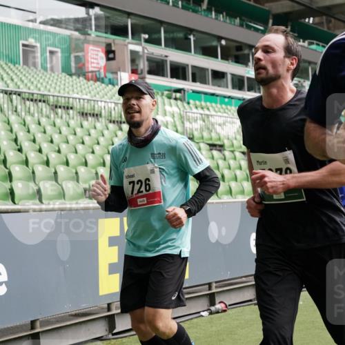05.10.2025 - 20. swb-Marathon Bremen Michael Burmester http://msf.ph/oto/9329246 05.10.2025 12:58:36 Laufen im Stadion 90, 586, 726, 846, 963, 988, 1229, 1503, 1619, 1716, 2158, 2496, 2648, 2734, 2821, 2893, 2922, 3252, 3254, 3373, 3467, 3573, 3602, 3615, 3791, 4095, 4113, 4389, 4446, 4522, 4709, 4747, 4783, 5163, 5214, 5261, 5313, 5722, 5728, 5808, 5878, 5917, 6007, 6113, 6161, 6326, 6561, 6672, 6675, 6676, 6944, 7038, 7053, 7588, 7813, 7976, 8091, 8113, 8328, 8379, 8539, 8576, 8827, 8972, 9112, 9151, 415, 1491, 2234, 2240, 2304, 2662, 3977, 4102, 7731, 7911, 8128 meine-sportfotos.de