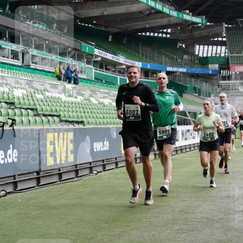 05.10.2025 - 20. swb-Marathon Bremen Michael Burmester http://msf.ph/oto/9329278 05.10.2025 12:58:45 Laufen im Stadion 90, 219, 586, 667, 726, 846, 963, 988, 1229, 1503, 1619, 1716, 2158, 2496, 2734, 2797, 2821, 2922, 3141, 3252, 3254, 3373, 3467, 3573, 3602, 3615, 3791, 4095, 4113, 4389, 4446, 4522, 4709, 4783, 4909, 4967, 5123, 5163, 5214, 5261, 5313, 5530, 5584, 5722, 5808, 5878, 5891, 5917, 6007, 6113, 6326, 6561, 6624, 6672, 6675, 6676, 6882, 6944, 7038, 7169, 7185, 7311, 7312, 7550, 7813, 7976, 8247, 8328, 8355, 8379, 8539, 8576, 8972, 9112, 415, 2234, 2240, 2648, 2662, 2893, 4102, 5313 meine-sportfotos.de