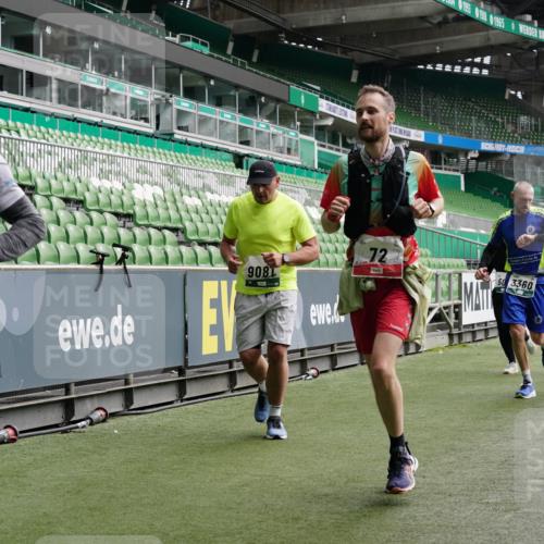 05.10.2025 - 20. swb-Marathon Bremen Michael Burmester http://msf.ph/oto/9329366 05.10.2025 13:00:51 Laufen im Stadion 47, 52, 58, 72, 156, 283, 440, 491, 498, 575, 694, 1017, 1116, 1182, 1238, 1273, 1423, 1471, 1606, 1806, 1968, 1973, 1998, 2007, 2196, 2330, 2369, 2446, 2504, 2518, 2661, 2668, 2706, 2712, 2745, 2806, 2822, 2915, 3040, 3160, 3209, 3237, 3293, 3360, 3604, 3605, 3979, 4034, 4035, 4128, 4202, 4216, 4263, 4502, 4592, 4661, 4788, 4879, 5011, 5048, 5080, 5121, 5183, 5272, 5329, 5414, 5610, 5663, 5727, 5752, 5836, 5841, 6027, 6057, 6389, 6440, 6523, 6636, 6704, 6762, 271, 1806 meine-sportfotos.de