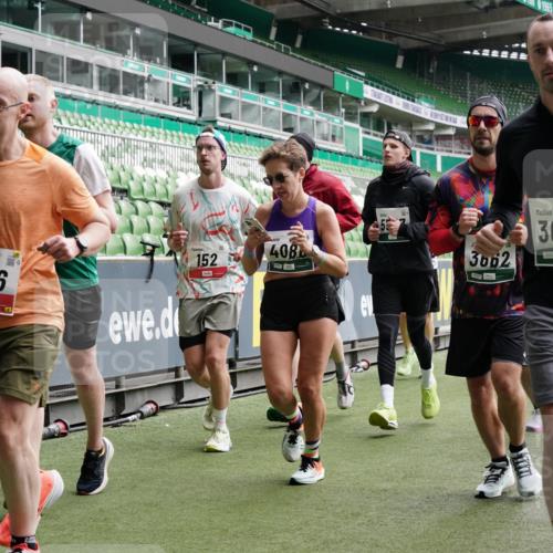05.10.2025 - 20. swb-Marathon Bremen Michael Burmester http://msf.ph/oto/9329836 05.10.2025 13:01:37 Laufen im Stadion 58, 152, 156, 335, 428, 440, 488, 493, 546, 672, 979, 1082, 1238, 1273, 1361, 1732, 1759, 1893, 1933, 1973, 1996, 1998, 2096, 2102, 2196, 2235, 2245, 2330, 2369, 2433, 2555, 2565, 2661, 2706, 2712, 2796, 2918, 2991, 2995, 3053, 3208, 3209, 3387, 3662, 3663, 3673, 3877, 4086, 4128, 4263, 4329, 4364, 4409, 4618, 4705, 4882, 4947, 4980, 5048, 5080, 5121, 5150, 5309, 5414, 5557, 5570, 5580, 5727, 5731, 5752, 5934, 5985, 6082 meine-sportfotos.de