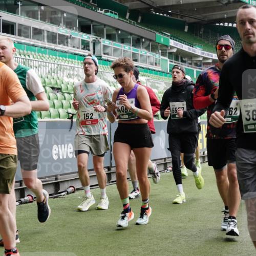 05.10.2025 - 20. swb-Marathon Bremen Michael Burmester http://msf.ph/oto/9329840 05.10.2025 13:01:37 Laufen im Stadion 58, 152, 156, 335, 428, 440, 488, 493, 546, 672, 979, 1082, 1238, 1273, 1361, 1732, 1759, 1893, 1933, 1973, 1996, 1998, 2096, 2102, 2196, 2235, 2245, 2330, 2369, 2433, 2555, 2565, 2661, 2706, 2712, 2796, 2918, 2991, 2995, 3053, 3208, 3209, 3387, 3662, 3663, 3673, 3877, 4086, 4128, 4263, 4329, 4364, 4409, 4618, 4705, 4882, 4947, 4980, 5048, 5080, 5121, 5150, 5309, 5414, 5557, 5570, 5580, 5727, 5731, 5752, 5934, 5985, 6082 meine-sportfotos.de