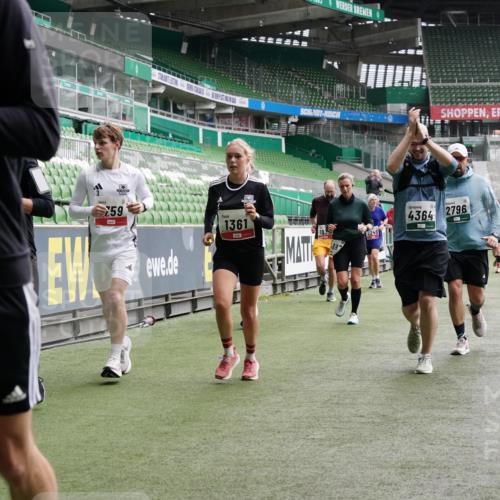 05.10.2025 - 20. swb-Marathon Bremen Michael Burmester http://msf.ph/oto/9329894 05.10.2025 13:01:43 Laufen im Stadion 58, 152, 156, 335, 428, 440, 488, 493, 546, 672, 772, 979, 1030, 1082, 1238, 1256, 1273, 1348, 1361, 1452, 1732, 1759, 1856, 1893, 1933, 1996, 2096, 2102, 2235, 2245, 2330, 2433, 2555, 2565, 2712, 2796, 2910, 2912, 2918, 2991, 2995, 3053, 3206, 3208, 3209, 3387, 3525, 3526, 3662, 3663, 3673, 3877, 4017, 4018, 4086, 4128, 4329, 4364, 4409, 4618, 4705, 4882, 4947, 4980, 5048, 5080, 5121, 5150, 5309, 5414, 5557, 5570, 5580, 5727, 5731, 5752, 5934, 5985, 6082, 6157 meine-sportfotos.de