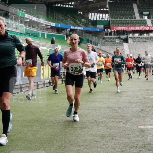 05.10.2025 - 20. swb-Marathon Bremen Michael Burmester http://msf.ph/oto/9329942 05.10.2025 13:01:47 Laufen im Stadion 58, 152, 335, 428, 440, 488, 493, 546, 672, 772, 979, 1030, 1082, 1238, 1256, 1348, 1361, 1452, 1732, 1759, 1856, 1893, 1899, 1933, 1996, 2096, 2102, 2143, 2235, 2245, 2306, 2433, 2555, 2565, 2712, 2796, 2910, 2912, 2918, 2991, 2995, 3053, 3206, 3208, 3387, 3525, 3526, 3662, 3663, 3673, 3877, 3926, 4017, 4018, 4086, 4128, 4329, 4364, 4409, 4444, 4564, 4618, 4705, 4882, 4947, 4980, 5048, 5080, 5150, 5309, 5557, 5570, 5580, 5731, 5752, 5934, 5985, 6082, 6157 meine-sportfotos.de