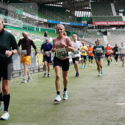 05.10.2025 - 20. swb-Marathon Bremen Michael Burmester http://msf.ph/oto/9329947 05.10.2025 13:01:47 Laufen im Stadion 58, 152, 335, 428, 440, 488, 493, 546, 672, 772, 979, 1030, 1082, 1238, 1256, 1348, 1361, 1452, 1732, 1759, 1856, 1893, 1899, 1933, 1996, 2096, 2102, 2143, 2235, 2245, 2306, 2433, 2555, 2565, 2712, 2796, 2910, 2912, 2918, 2991, 2995, 3053, 3206, 3208, 3387, 3525, 3526, 3662, 3663, 3673, 3877, 3926, 4017, 4018, 4086, 4128, 4329, 4364, 4409, 4444, 4564, 4618, 4705, 4882, 4947, 4980, 5048, 5080, 5150, 5309, 5557, 5570, 5580, 5731, 5752, 5934, 5985, 6082, 6157 meine-sportfotos.de