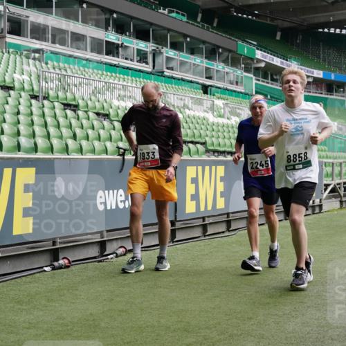 05.10.2025 - 20. swb-Marathon Bremen Michael Burmester http://msf.ph/oto/9329963 05.10.2025 13:01:49 Laufen im Stadion 152, 335, 428, 440, 488, 493, 546, 672, 772, 979, 1030, 1082, 1238, 1256, 1348, 1361, 1452, 1732, 1744, 1759, 1856, 1893, 1899, 1924, 1933, 1996, 2096, 2102, 2143, 2235, 2245, 2306, 2433, 2555, 2565, 2796, 2910, 2912, 2918, 2991, 2995, 3053, 3206, 3208, 3387, 3525, 3526, 3662, 3663, 3673, 3877, 3926, 4017, 4018, 4086, 4329, 4364, 4409, 4444, 4564, 4618, 4705, 4882, 4947, 4980, 5080, 5150, 5309, 5557, 5570, 5580, 5731, 5752, 5934, 5985, 6082, 6157, 58, 440 meine-sportfotos.de