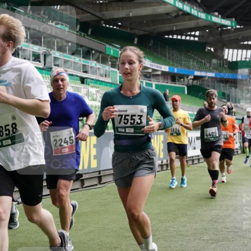 05.10.2025 - 20. swb-Marathon Bremen Michael Burmester http://msf.ph/oto/9329978 05.10.2025 13:01:50 Laufen im Stadion 152, 335, 428, 488, 493, 546, 672, 772, 979, 1030, 1082, 1256, 1348, 1361, 1452, 1732, 1744, 1759, 1856, 1893, 1899, 1924, 1933, 1996, 2096, 2102, 2143, 2235, 2245, 2306, 2433, 2555, 2565, 2796, 2910, 2912, 2918, 2991, 2995, 3053, 3206, 3208, 3387, 3525, 3526, 3662, 3663, 3673, 3877, 3926, 3930, 4017, 4018, 4086, 4329, 4364, 4409, 4444, 4564, 4618, 4705, 4882, 4947, 4980, 5080, 5150, 5309, 5557, 5570, 5580, 5731, 5752, 5893, 5934, 5985, 6082, 6157, 58, 440 meine-sportfotos.de