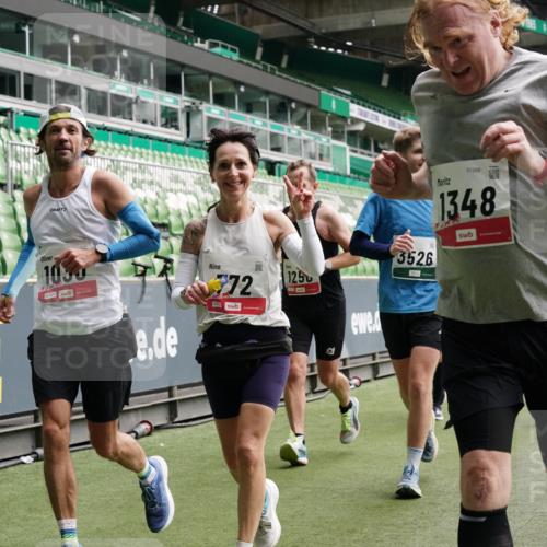 05.10.2025 - 20. swb-Marathon Bremen Michael Burmester http://msf.ph/oto/9330099 05.10.2025 13:02:00 Laufen im Stadion 152, 335, 428, 493, 546, 672, 772, 843, 979, 1030, 1256, 1348, 1361, 1452, 1732, 1744, 1759, 1856, 1893, 1899, 1924, 1933, 1996, 2096, 2102, 2143, 2245, 2272, 2306, 2433, 2555, 2565, 2796, 2910, 2912, 2918, 2991, 3053, 3206, 3208, 3217, 3387, 3525, 3526, 3662, 3663, 3673, 3861, 3877, 3926, 3930, 4017, 4018, 4086, 4364, 4409, 4444, 4477, 4564, 4618, 4688, 4705, 4847, 4882, 4947, 4980, 4985, 5150, 5309, 5557, 5570, 5580, 5731, 5893, 5934, 6157, 6328, 6382, 58, 440 meine-sportfotos.de
