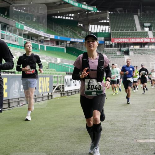 05.10.2025 - 20. swb-Marathon Bremen Michael Burmester http://msf.ph/oto/9330267 05.10.2025 13:00:16 Laufen im Stadion 47, 52, 271, 283, 491, 498, 575, 627, 694, 860, 954, 978, 1017, 1116, 1471, 1525, 1548, 1606, 1806, 2007, 2504, 2518, 2609, 2745, 2782, 2866, 2915, 3040, 3104, 3160, 3169, 3177, 3230, 3237, 3293, 3549, 3592, 3605, 3783, 4034, 4035, 4046, 4181, 4202, 4220, 4502, 4536, 4592, 4661, 4824, 4879, 5493, 5610, 5627, 5663, 6027, 6057, 6126, 6208, 6389, 6439, 6536, 6636, 6674, 6704, 6762, 6881, 7295, 7307, 7537, 7598, 7679, 8258, 8699, 27, 807, 1043, 1598 meine-sportfotos.de