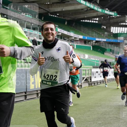 05.10.2025 - 20. swb-Marathon Bremen Michael Burmester http://msf.ph/oto/9330298 05.10.2025 13:00:18 Laufen im Stadion 47, 52, 271, 283, 491, 498, 575, 627, 694, 860, 954, 978, 1017, 1116, 1182, 1471, 1525, 1548, 1606, 1806, 2007, 2504, 2518, 2609, 2745, 2782, 2822, 2866, 2915, 3040, 3104, 3160, 3169, 3177, 3230, 3237, 3293, 3549, 3592, 3605, 3783, 4034, 4035, 4046, 4181, 4202, 4220, 4502, 4592, 4661, 4824, 4879, 5272, 5493, 5610, 5627, 5663, 6027, 6057, 6126, 6208, 6389, 6439, 6536, 6636, 6674, 6704, 6762, 6881, 7295, 7307, 7537, 7598, 7679, 8258, 8699, 27, 807, 1043, 1598 meine-sportfotos.de