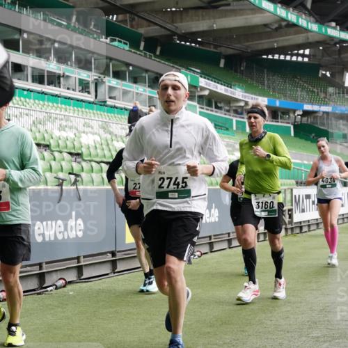 05.10.2025 - 20. swb-Marathon Bremen Michael Burmester http://msf.ph/oto/9330357 05.10.2025 13:00:24 Laufen im Stadion 47, 52, 271, 283, 491, 498, 575, 627, 694, 860, 954, 978, 1017, 1116, 1182, 1471, 1525, 1548, 1606, 1806, 2007, 2504, 2518, 2609, 2745, 2782, 2822, 2866, 2915, 3040, 3104, 3160, 3169, 3177, 3230, 3237, 3293, 3549, 3592, 3605, 3783, 4034, 4035, 4046, 4181, 4202, 4220, 4502, 4592, 4661, 4824, 4879, 5272, 5610, 5627, 5663, 5836, 5841, 6027, 6057, 6126, 6208, 6389, 6439, 6440, 6523, 6536, 6636, 6674, 6704, 6762, 6881, 7295, 7307, 7537, 7598, 7679, 8258, 8699 meine-sportfotos.de
