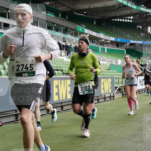 05.10.2025 - 20. swb-Marathon Bremen Michael Burmester http://msf.ph/oto/9330365 05.10.2025 13:00:24 Laufen im Stadion 47, 52, 271, 283, 491, 498, 575, 627, 694, 860, 954, 978, 1017, 1116, 1182, 1471, 1525, 1548, 1606, 1806, 2007, 2504, 2518, 2609, 2745, 2782, 2822, 2866, 2915, 3040, 3104, 3160, 3169, 3177, 3230, 3237, 3293, 3549, 3592, 3605, 3783, 4034, 4035, 4046, 4181, 4202, 4220, 4502, 4592, 4661, 4824, 4879, 5272, 5610, 5627, 5663, 5836, 5841, 6027, 6057, 6126, 6208, 6389, 6439, 6440, 6523, 6536, 6636, 6674, 6704, 6762, 6881, 7295, 7307, 7537, 7598, 7679, 8258, 8699 meine-sportfotos.de
