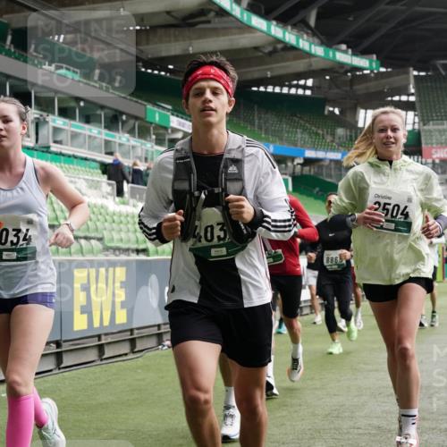 05.10.2025 - 20. swb-Marathon Bremen Michael Burmester http://msf.ph/oto/9330405 05.10.2025 13:00:27 Laufen im Stadion 47, 52, 271, 283, 491, 498, 575, 627, 694, 860, 954, 978, 1017, 1116, 1182, 1471, 1525, 1548, 1606, 1806, 1968, 2007, 2504, 2518, 2609, 2745, 2822, 2915, 3040, 3104, 3160, 3169, 3177, 3230, 3237, 3293, 3549, 3605, 3783, 4034, 4035, 4046, 4181, 4202, 4220, 4502, 4592, 4661, 4788, 4824, 4879, 5183, 5272, 5329, 5610, 5627, 5663, 5836, 5841, 6027, 6057, 6126, 6208, 6389, 6440, 6523, 6536, 6636, 6674, 6704, 6762, 6881, 7295, 7307, 7537, 7598, 7679, 8258, 8699 meine-sportfotos.de