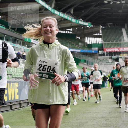 05.10.2025 - 20. swb-Marathon Bremen Michael Burmester http://msf.ph/oto/9330424 05.10.2025 13:00:27 Laufen im Stadion 47, 52, 271, 283, 491, 498, 575, 627, 694, 860, 954, 978, 1017, 1116, 1182, 1471, 1525, 1548, 1606, 1806, 1968, 2007, 2504, 2518, 2609, 2745, 2822, 2915, 3040, 3104, 3160, 3169, 3177, 3230, 3237, 3293, 3549, 3605, 3783, 4034, 4035, 4046, 4181, 4202, 4220, 4502, 4592, 4661, 4788, 4824, 4879, 5183, 5272, 5329, 5610, 5627, 5663, 5836, 5841, 6027, 6057, 6126, 6208, 6389, 6440, 6523, 6536, 6636, 6674, 6704, 6762, 6881, 7295, 7307, 7537, 7598, 7679, 8258, 8699 meine-sportfotos.de