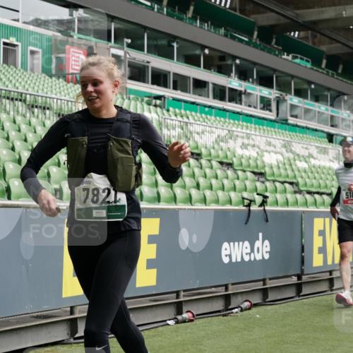 05.10.2025 - 20. swb-Marathon Bremen Michael Burmester http://msf.ph/oto/9330460 05.10.2025 13:02:31 Laufen im Stadion 97, 293, 428, 518, 616, 721, 729, 772, 828, 843, 921, 1030, 1121, 1256, 1348, 1405, 1452, 1704, 1733, 1744, 1856, 1899, 1924, 1944, 2143, 2272, 2306, 2393, 2772, 2774, 2910, 2912, 3053, 3206, 3217, 3424, 3525, 3526, 3861, 3917, 3926, 3930, 4017, 4018, 4129, 4322, 4409, 4444, 4464, 4477, 4481, 4564, 4688, 4705, 4714, 4817, 4847, 4885, 4985, 5652, 5755, 5884, 5893, 5934, 6157, 6325, 6328, 6382, 7217, 7433, 7659, 8526, 8957, 152, 428, 493, 1361, 1759, 1933, 2245, 2555, 2796 meine-sportfotos.de