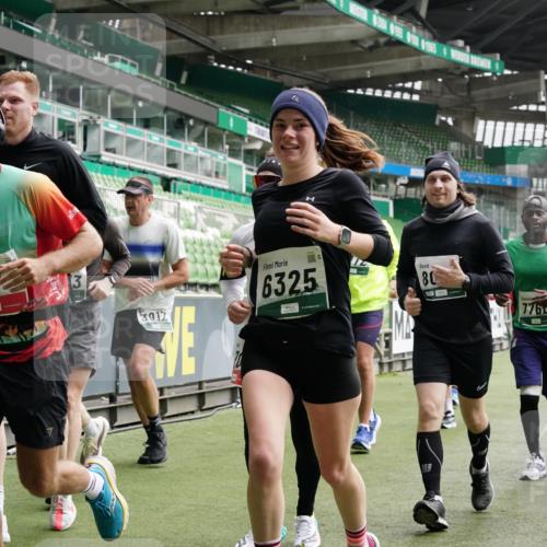 05.10.2025 - 20. swb-Marathon Bremen Michael Burmester http://msf.ph/oto/9330485 05.10.2025 13:02:33 Laufen im Stadion 97, 293, 518, 616, 721, 729, 772, 828, 843, 921, 1030, 1121, 1256, 1348, 1405, 1452, 1704, 1733, 1744, 1856, 1899, 1924, 1944, 2143, 2272, 2306, 2393, 2772, 2774, 2910, 2912, 3206, 3217, 3424, 3525, 3526, 3861, 3917, 3926, 3930, 4017, 4018, 4129, 4322, 4409, 4444, 4464, 4477, 4481, 4564, 4688, 4705, 4714, 4817, 4847, 4885, 4985, 5652, 5755, 5884, 5893, 5934, 6157, 6325, 6328, 6382, 7217, 7407, 7433, 7659, 8526, 8957, 428, 493, 1361, 1759, 1933, 2245, 2555, 2796 meine-sportfotos.de