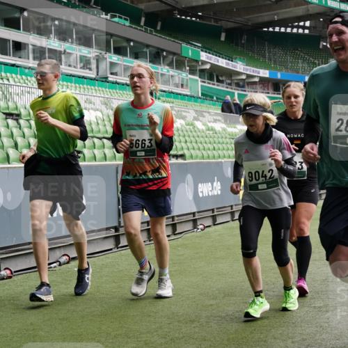 05.10.2025 - 20. swb-Marathon Bremen Michael Burmester http://msf.ph/oto/9330530 05.10.2025 13:00:38 Laufen im Stadion 47, 52, 72, 271, 283, 491, 498, 575, 627, 694, 860, 1017, 1116, 1182, 1423, 1471, 1606, 1806, 1968, 2007, 2446, 2504, 2518, 2668, 2706, 2745, 2806, 2822, 2915, 3040, 3104, 3160, 3177, 3230, 3237, 3293, 3360, 3549, 3604, 3605, 3979, 4034, 4035, 4046, 4202, 4216, 4263, 4502, 4592, 4661, 4788, 4824, 4879, 5011, 5183, 5272, 5329, 5610, 5627, 5663, 5836, 5841, 6027, 6057, 6126, 6208, 6389, 6440, 6523, 6636, 6674, 6704, 6762, 6881, 7537, 7598 meine-sportfotos.de