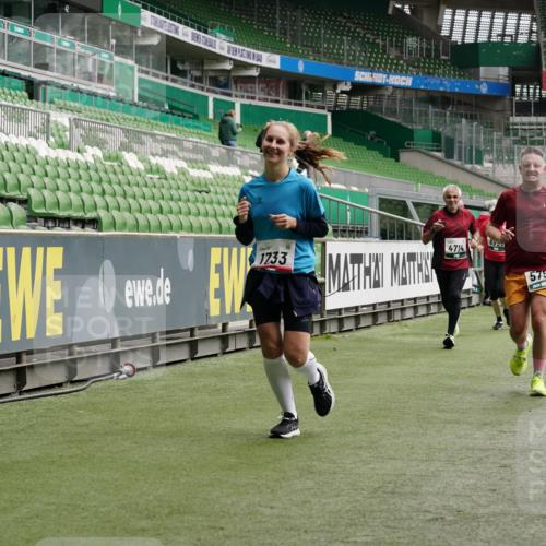 05.10.2025 - 20. swb-Marathon Bremen Michael Burmester http://msf.ph/oto/9330557 05.10.2025 13:02:40 Laufen im Stadion 97, 293, 518, 616, 721, 729, 828, 843, 921, 1121, 1256, 1348, 1405, 1452, 1704, 1733, 1744, 1856, 1899, 1924, 1944, 2143, 2272, 2306, 2357, 2393, 2772, 2774, 2912, 3217, 3424, 3525, 3526, 3861, 3917, 3926, 3930, 4018, 4129, 4321, 4322, 4444, 4464, 4477, 4481, 4564, 4688, 4714, 4817, 4847, 4885, 4985, 5652, 5755, 5884, 5893, 6325, 6328, 6382, 7217, 7407, 7433, 7659, 8375, 8526, 8957, 428, 493, 772, 1030, 1348, 1361, 1452, 1759, 1933, 2245, 2555, 2796, 2910 meine-sportfotos.de