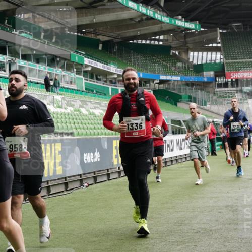 05.10.2025 - 20. swb-Marathon Bremen Michael Burmester http://msf.ph/oto/9330762 05.10.2025 13:03:43 Laufen im Stadion 227, 375, 396, 414, 527, 592, 725, 764, 898, 958, 1019, 1067, 1178, 1275, 1331, 1336, 1413, 1425, 1469, 1507, 1514, 1568, 1670, 1695, 1705, 1836, 1975, 2016, 2339, 2375, 2407, 2567, 2597, 2696, 2791, 2960, 2984, 3019, 3037, 3072, 3147, 3313, 3485, 4053, 4087, 4453, 4462, 4528, 4651, 4767, 4769, 4793, 5043, 5137, 5162, 5236, 5410, 5431, 5489, 5523, 5527, 5763, 5867, 5966, 6011, 6138, 6145, 6215, 6414, 6417, 6447, 6481, 6529, 6584, 6635, 7315, 7316, 7540, 7607, 7653, 293, 721 meine-sportfotos.de