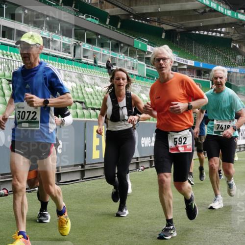 05.10.2025 - 20. swb-Marathon Bremen Michael Burmester http://msf.ph/oto/9330959 05.10.2025 13:04:00 Laufen im Stadion 360, 396, 414, 470, 527, 592, 725, 898, 958, 1019, 1067, 1080, 1084, 1178, 1275, 1331, 1336, 1413, 1425, 1468, 1469, 1507, 1514, 1695, 1852, 1914, 1975, 1997, 2016, 2333, 2339, 2375, 2567, 2617, 2696, 2791, 3037, 3072, 3313, 3485, 4005, 4053, 4087, 4335, 4453, 4462, 4524, 4528, 4637, 4638, 4651, 4767, 4793, 4840, 4928, 5043, 5137, 5162, 5212, 5236, 5343, 5410, 5489, 5523, 5832, 5966, 5969, 6011, 6138, 6145, 6287, 6414, 6447, 6529, 6584, 6635, 7607, 227, 375, 2597 meine-sportfotos.de