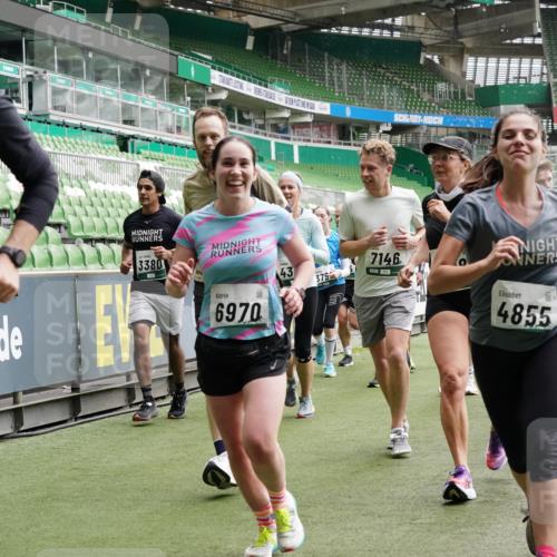05.10.2025 - 20. swb-Marathon Bremen Michael Burmester http://msf.ph/oto/9331517 05.10.2025 13:05:06 Laufen im Stadion 190, 199, 406, 421, 490, 607, 678, 712, 858, 924, 1012, 1061, 1132, 1228, 1404, 1455, 1480, 1545, 1746, 1765, 1834, 1840, 1867, 1990, 2009, 2058, 2086, 2190, 2399, 2536, 2584, 2604, 2664, 2785, 2802, 2901, 2935, 2989, 3008, 3025, 3049, 3216, 3378, 3380, 3413, 3433, 3445, 3483, 3561, 3658, 3799, 3837, 3901, 4001, 4055, 4187, 4207, 4241, 4244, 4326, 4332, 4376, 4501, 4627, 4634, 4665, 4671, 4838, 4855, 4858, 4892, 4904, 5082, 5247, 5286, 5295, 5382, 5464, 5614, 5904, 6283 meine-sportfotos.de
