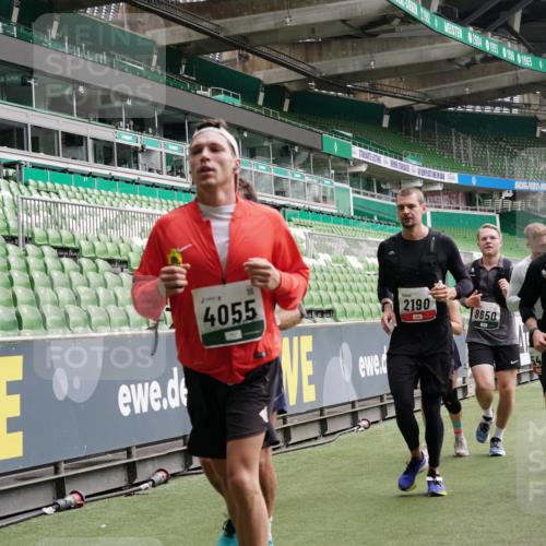05.10.2025 - 20. swb-Marathon Bremen Michael Burmester http://msf.ph/oto/9331551 05.10.2025 13:05:13 Laufen im Stadion 190, 199, 406, 421, 490, 520, 611, 678, 712, 858, 924, 1061, 1132, 1147, 1228, 1404, 1455, 1480, 1545, 1702, 1746, 1765, 1834, 1840, 1867, 1990, 2009, 2058, 2190, 2399, 2536, 2584, 2604, 2664, 2785, 2802, 2901, 2935, 3008, 3025, 3049, 3216, 3378, 3380, 3413, 3433, 3445, 3450, 3479, 3483, 3561, 3658, 3799, 3809, 3837, 3901, 4001, 4055, 4187, 4207, 4241, 4326, 4332, 4376, 4627, 4634, 4665, 4671, 4676, 4838, 4855, 4858, 4892, 4904, 5247, 5286, 5295, 5382, 5614, 5904, 6283 meine-sportfotos.de