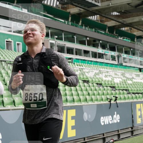 05.10.2025 - 20. swb-Marathon Bremen Michael Burmester http://msf.ph/oto/9331590 05.10.2025 13:05:16 Laufen im Stadion 190, 199, 406, 421, 490, 520, 611, 678, 712, 804, 858, 924, 1061, 1132, 1147, 1228, 1404, 1455, 1480, 1545, 1702, 1746, 1765, 1834, 1840, 1867, 1990, 2009, 2058, 2190, 2198, 2399, 2536, 2584, 2604, 2664, 2785, 2802, 2901, 2935, 3008, 3025, 3049, 3216, 3378, 3380, 3413, 3433, 3445, 3450, 3479, 3483, 3561, 3658, 3799, 3809, 3837, 3901, 4001, 4055, 4187, 4207, 4241, 4326, 4332, 4376, 4634, 4665, 4671, 4676, 4838, 4855, 4858, 4892, 4904, 5286, 5295, 5382, 5614, 5904, 6283 meine-sportfotos.de